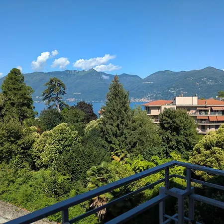Lake & Montains View Studio With Free Parking, 1Hour From Stresa & Borromean Islands *