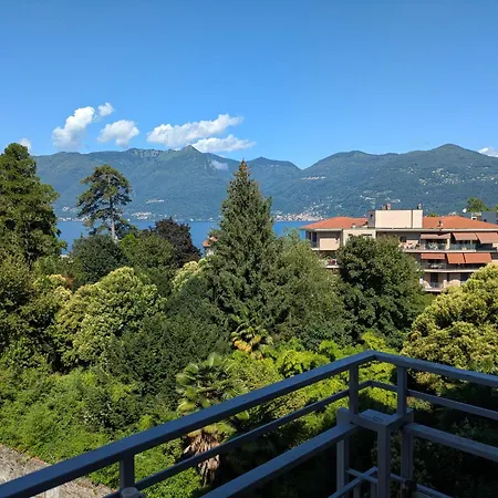 Apartment Lake & Montains View Studio With Free Parking, 1Hour From Stresa & Borromean Islands